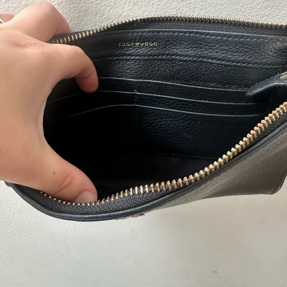 Black Tory Burch Crossbody Bag - Picture 4 of 8